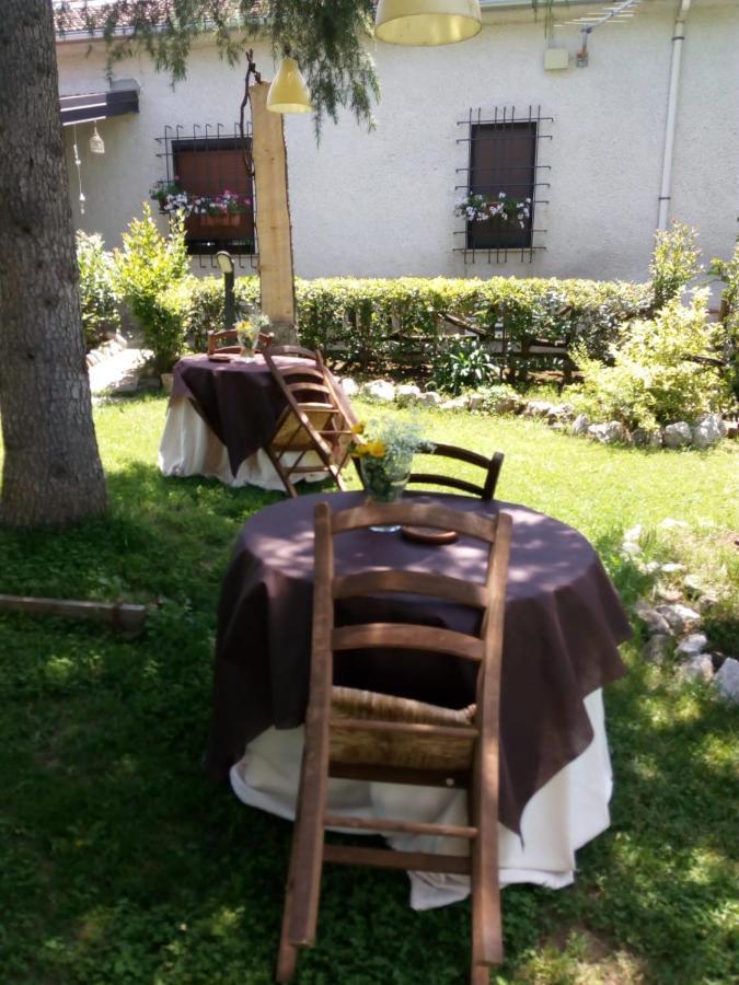 Agriturismo Tre Santi Villa Padula Exteriör bild